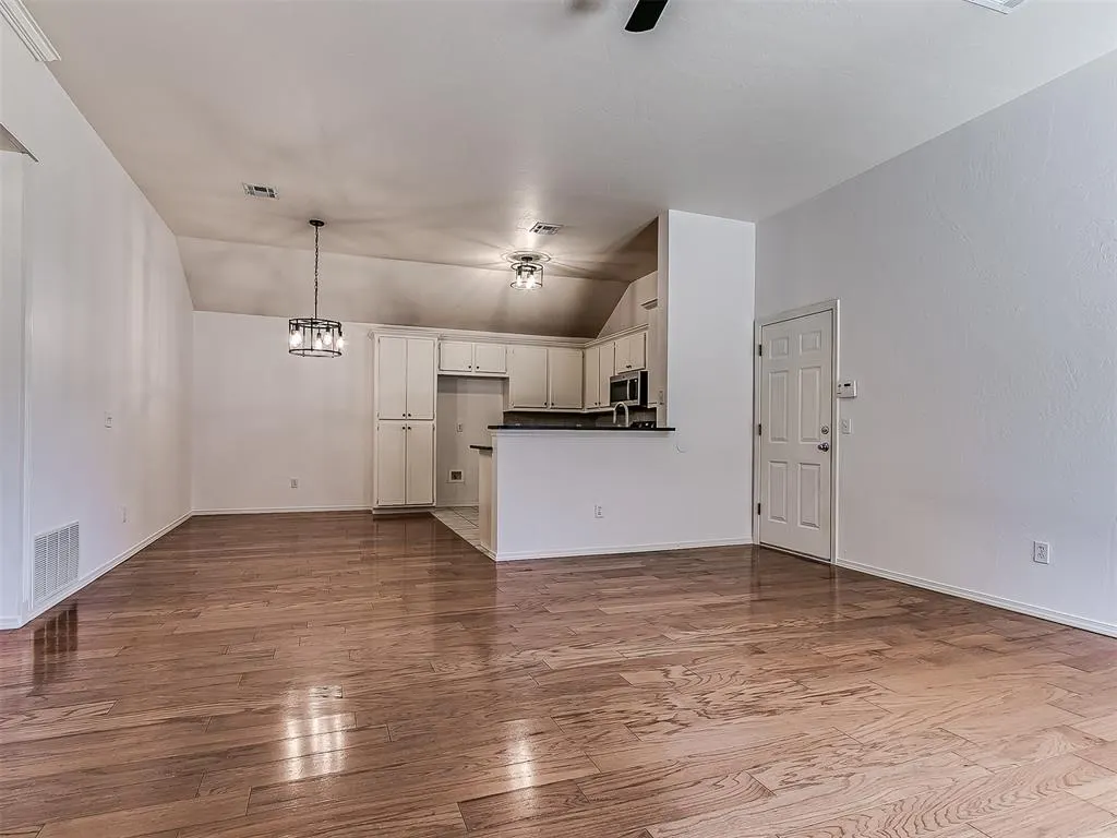 Photo 10 — 1340 NW 138th Street, Edmond, OK 73013