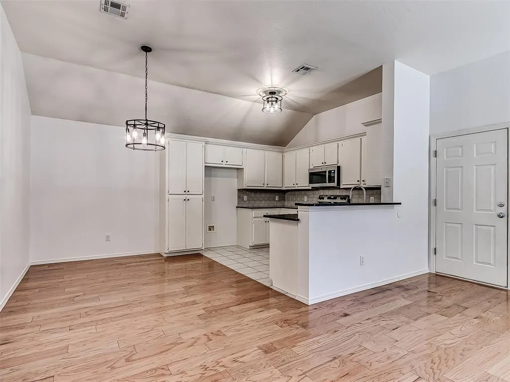 Photo 12 — 1340 NW 138th Street, Edmond, OK 73013