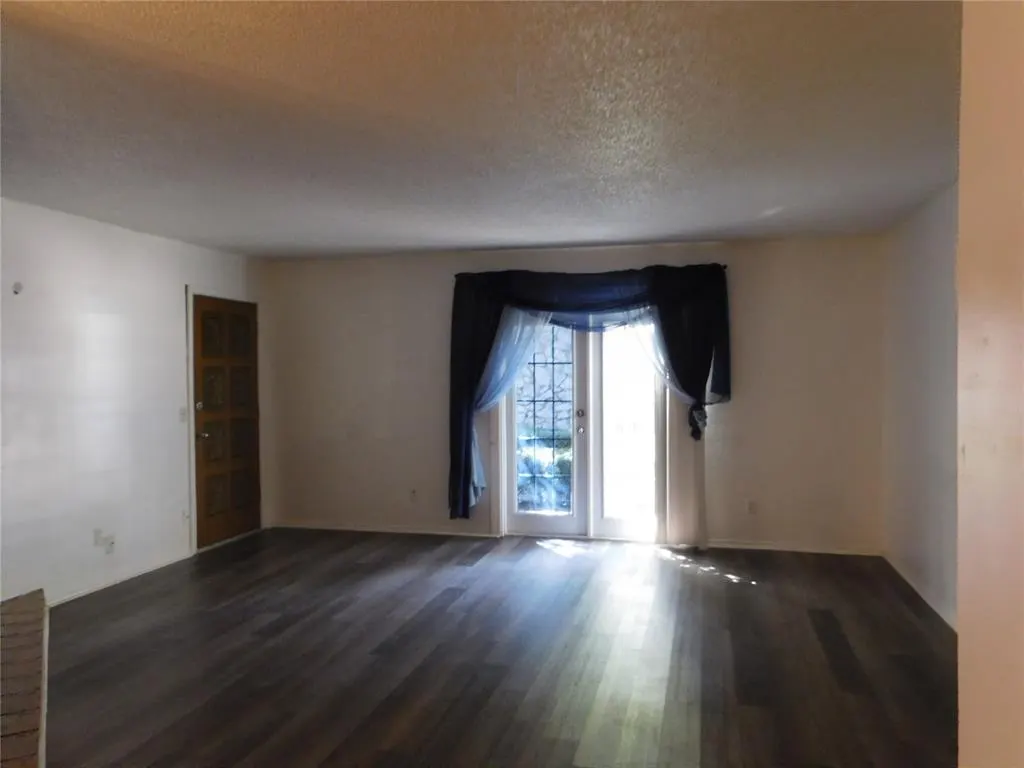Photo 2 — 6026 NW Expressway B, Warr Acres, OK 73132