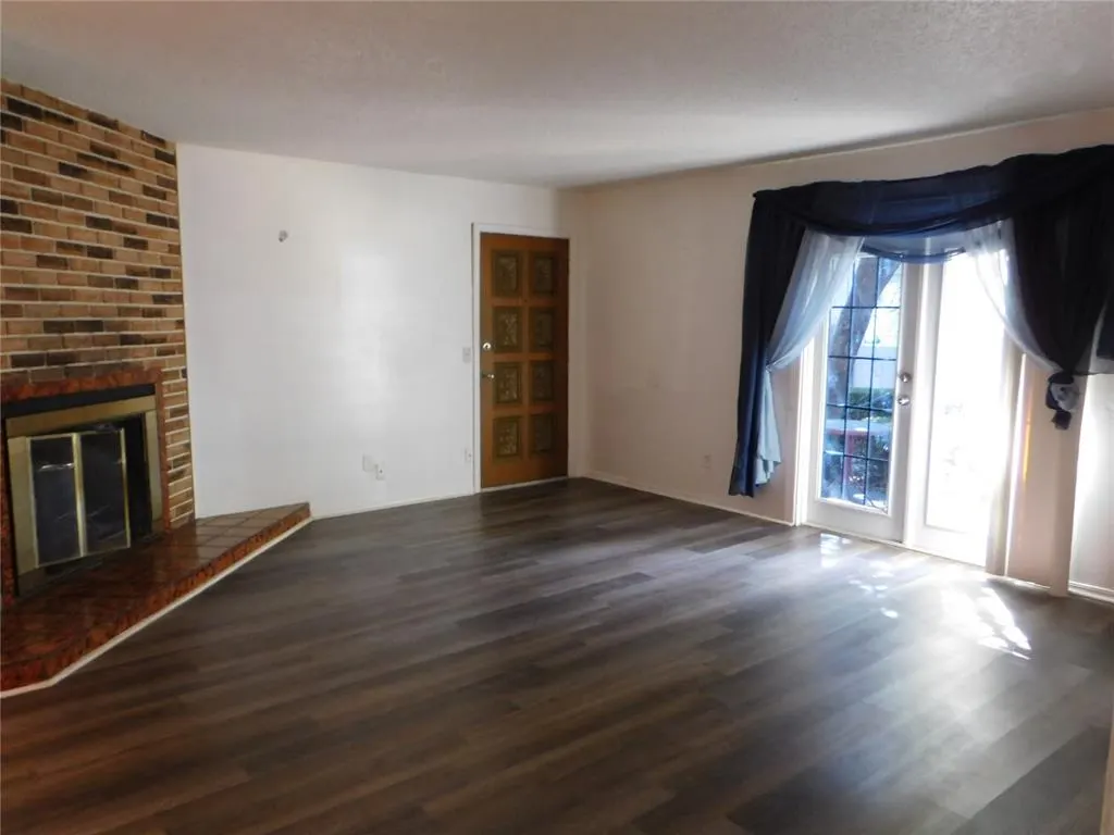 Photo 3 — 6026 NW Expressway B, Warr Acres, OK 73132