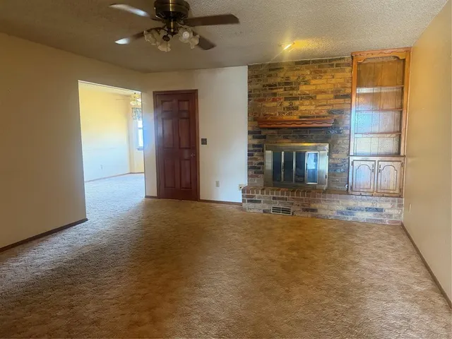 Photo 4 — 1113 NW 7th Street, Oklahoma City, OK 73170
