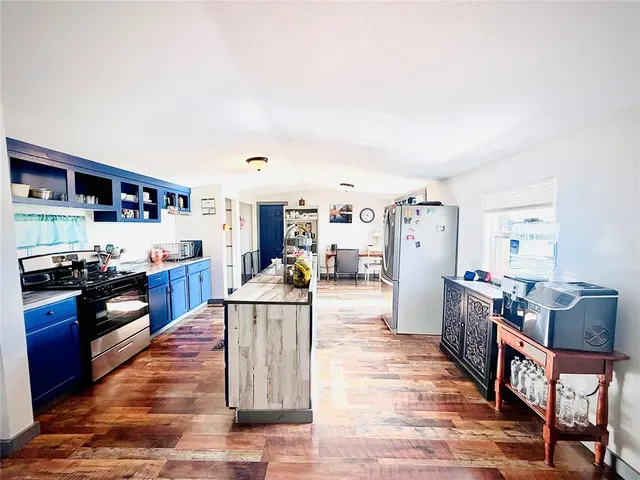 Photo 2 — 11316 N 1920 Road, Sayre, OK 73662