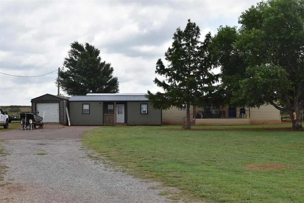 Photo 6 — 11316 N 1920 Road, Sayre, OK 73662