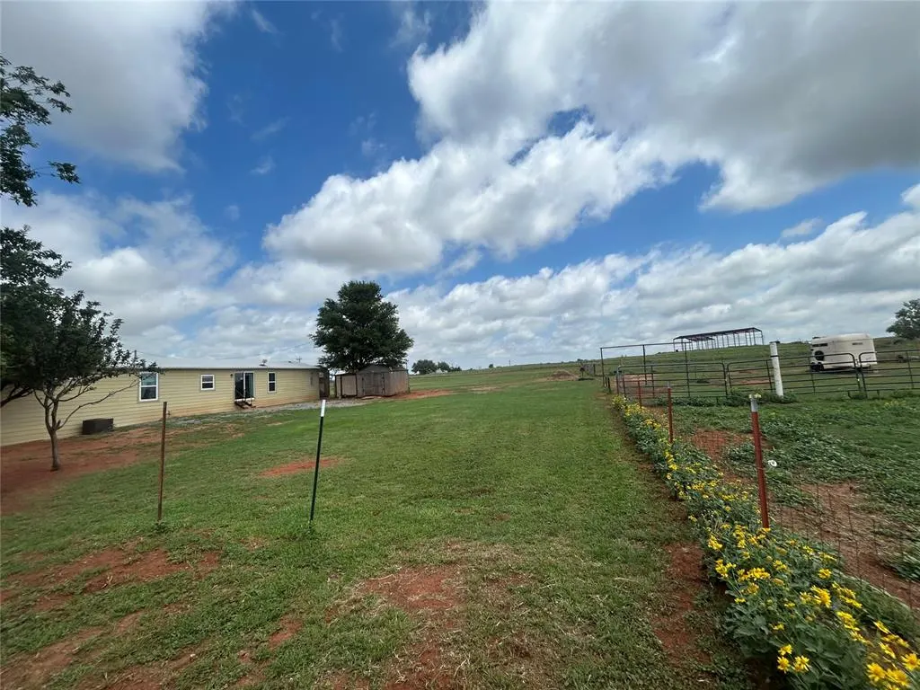 Photo 12 — 11316 N 1920 Road, Sayre, OK 73662