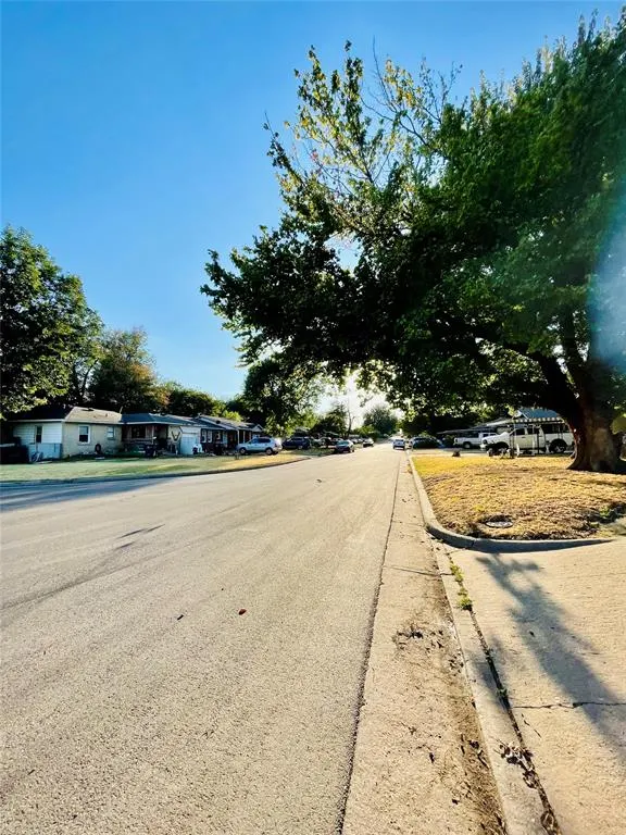 Photo 2 — 2205 SW 41st Street, Oklahoma City, OK 73119