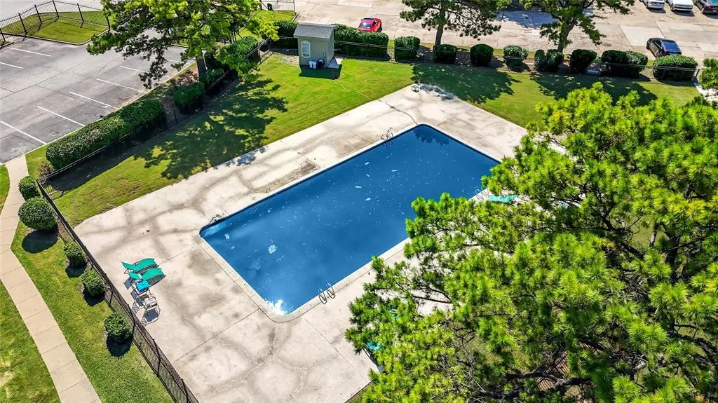 Photo 6 — 6604 S Zunis Avenue 509, Tulsa, OK 74136