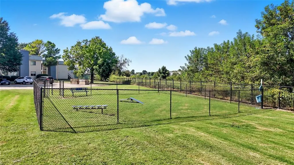 Photo 7 — 6604 S Zunis Avenue 509, Tulsa, OK 74136