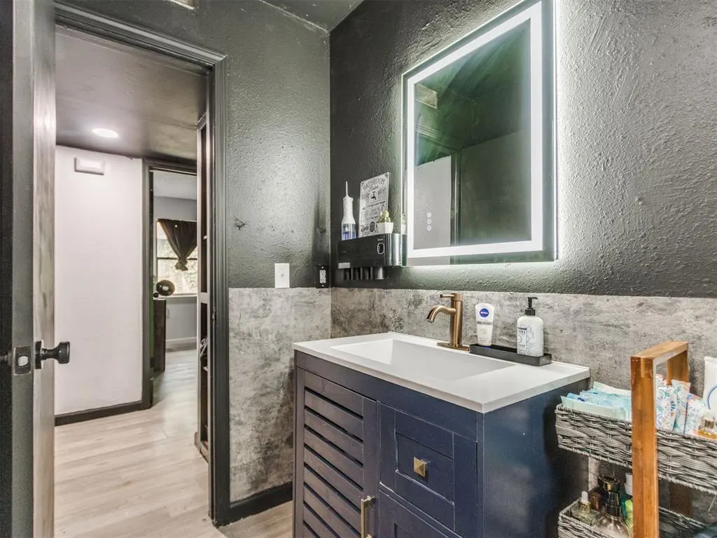 Photo 13 — 225 S Dixon Avenue, Shawnee, OK 74801