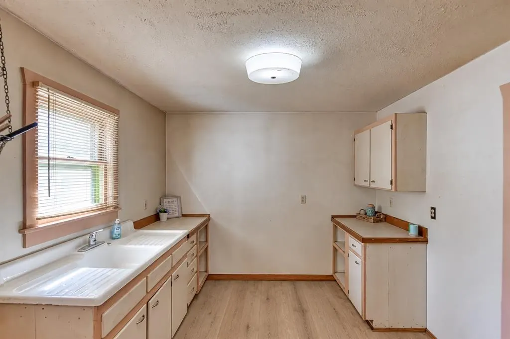 Photo 18 — 960636 S 3352 Road, Wellston, OK 74881