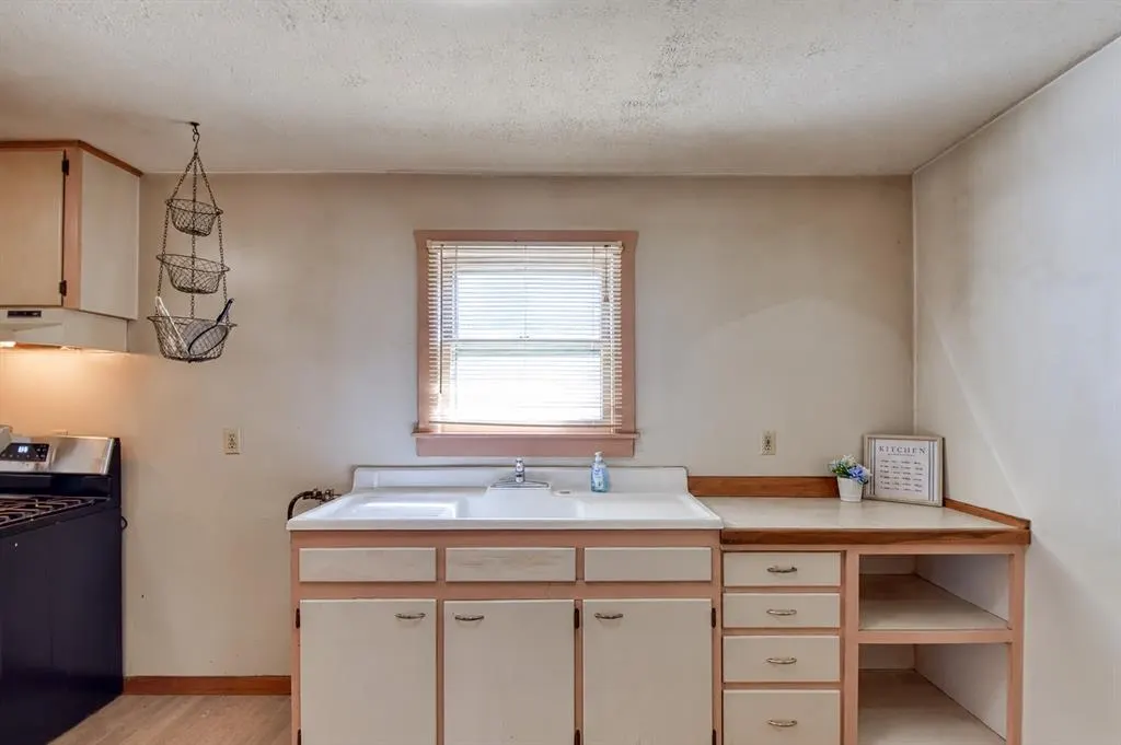 Photo 19 — 960636 S 3352 Road, Wellston, OK 74881