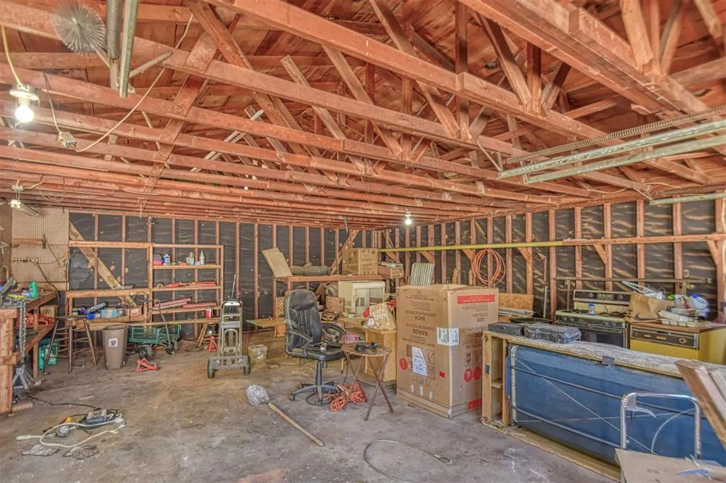Photo 28 — 960636 S 3352 Road, Wellston, OK 74881