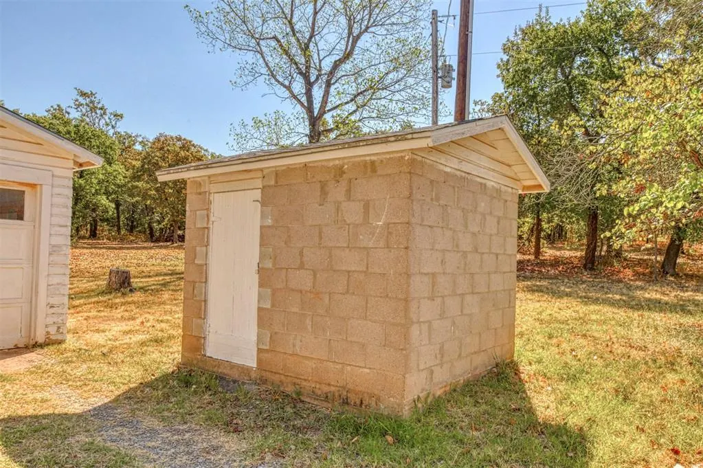 Photo 39 — 960636 S 3352 Road, Wellston, OK 74881