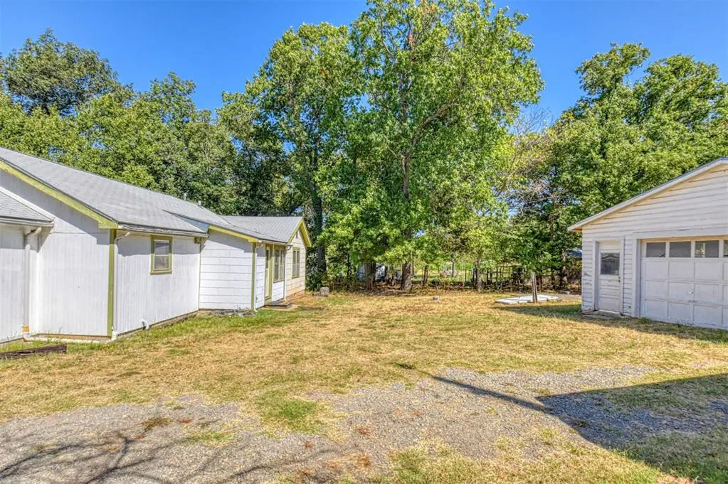 Photo 40 — 960636 S 3352 Road, Wellston, OK 74881