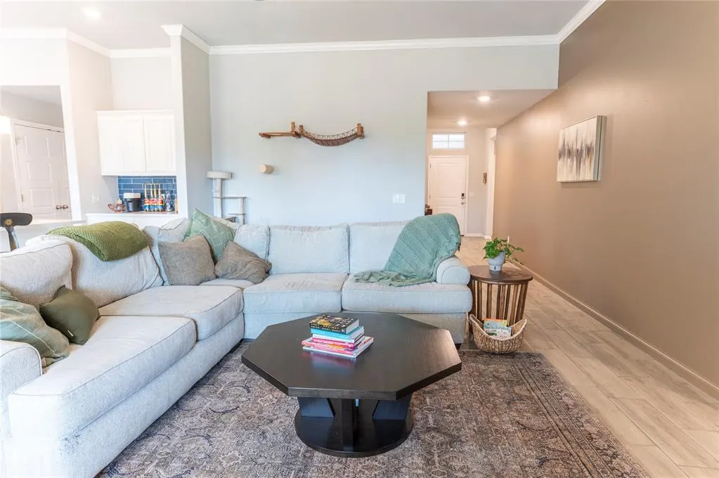 Photo 9 — 2204 Arcady Avenue, Norman, OK 73026