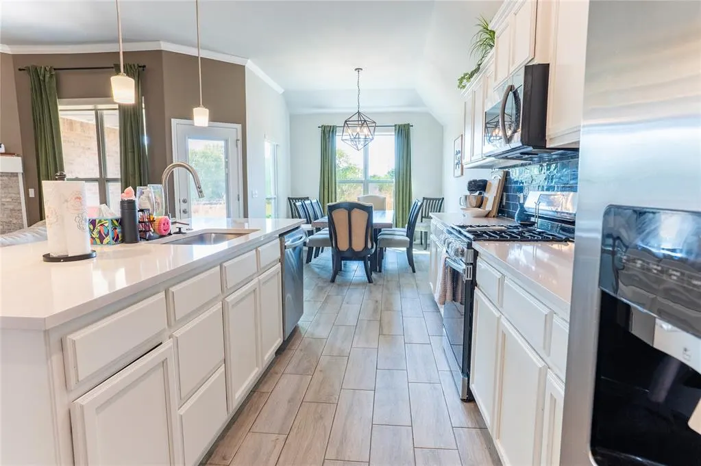 Photo 15 — 2204 Arcady Avenue, Norman, OK 73026