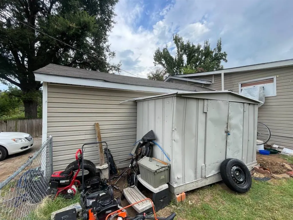 Photo 7 — 1000 N Wilson Avenue, Sand Springs, OK 74063