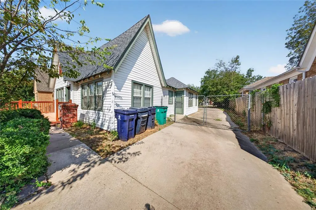 Photo 3 — 2525 NW 11th Street, Oklahoma City, OK 73107