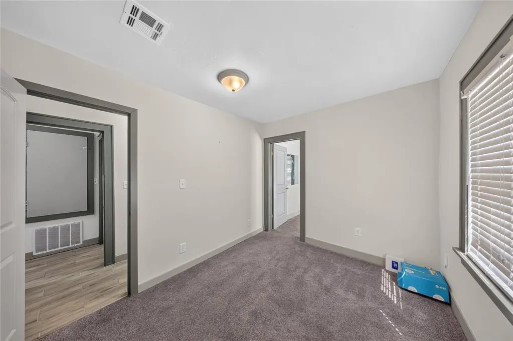 Photo 17 — 2525 NW 11th Street, Oklahoma City, OK 73107