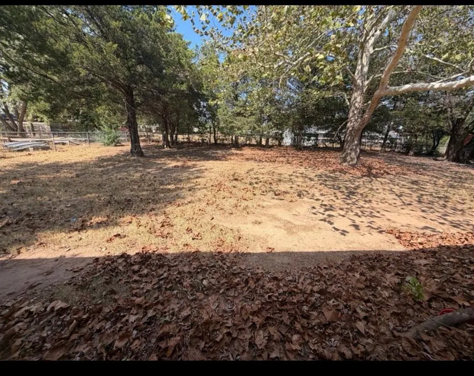 Photo 4 — 527 Montana Street, Jones, OK 73049