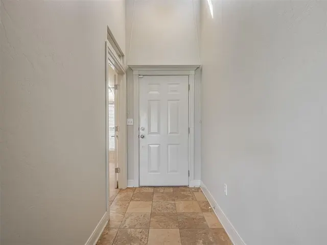 Photo 6 — 509 SW 123rd Place, Oklahoma City, OK 73170