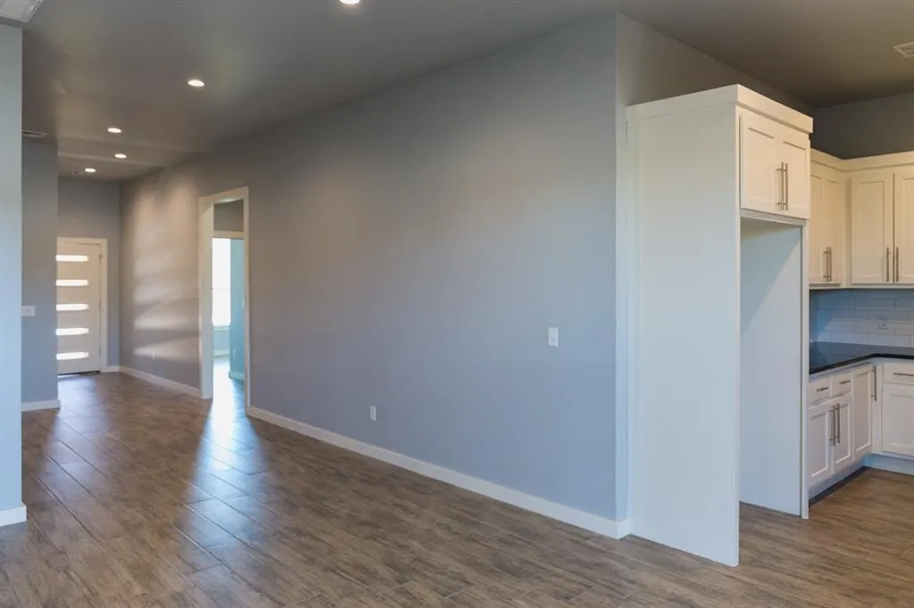 Photo 14 — 629 Remington Avenue, Jones, OK 73034