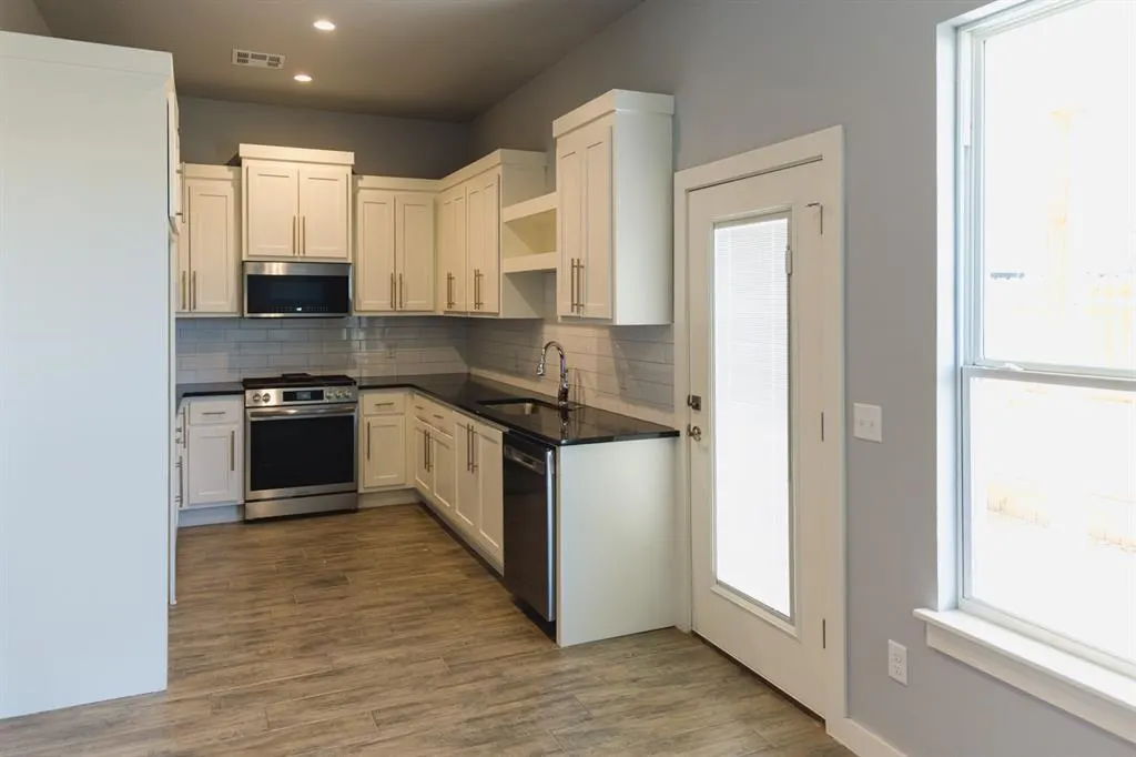 Photo 20 — 629 Remington Avenue, Jones, OK 73034