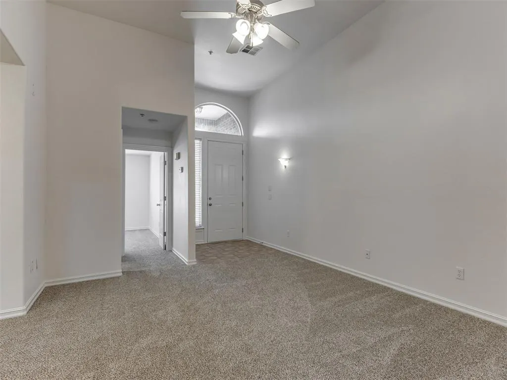 Photo 5 — 2633 Cedar Tree Road B, Oklahoma City, OK 73120