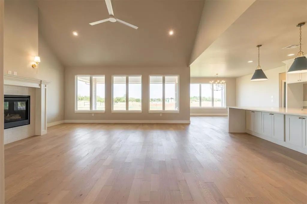 Photo 4 — 6721 Lake View Court, Cashion, OK 73044