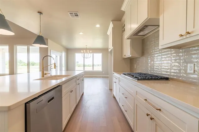 Photo 8 — 6721 Lake View Court, Cashion, OK 73044