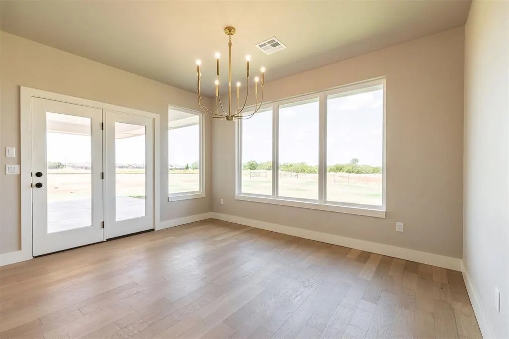 Photo 12 — 6721 Lake View Court, Cashion, OK 73044