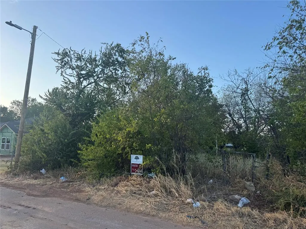 Photo 4 — 1807 NE 35th Street, Oklahoma City, OK 73111