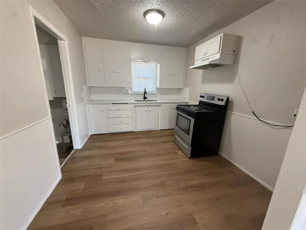 Photo 5 — 405 NW 90th Street, Oklahoma City, OK 73114