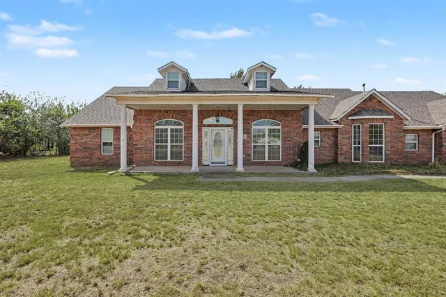 Photo 3 — 803 Timberland Way, Tuttle, OK 73089
