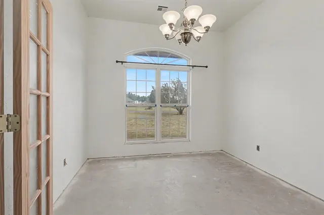 Photo 5 — 803 Timberland Way, Tuttle, OK 73089
