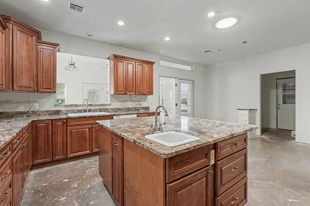 Photo 12 — 803 Timberland Way, Tuttle, OK 73089