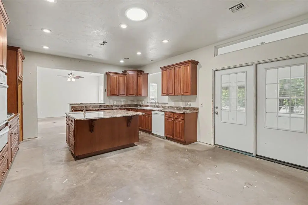 Photo 13 — 803 Timberland Way, Tuttle, OK 73089