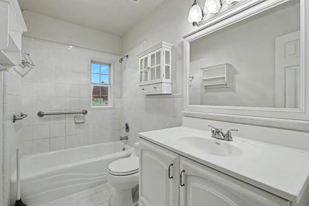 Photo 23 — 803 Timberland Way, Tuttle, OK 73089