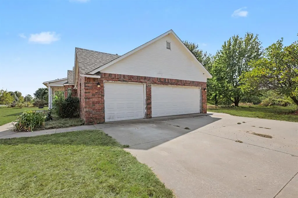 Photo 28 — 803 Timberland Way, Tuttle, OK 73089