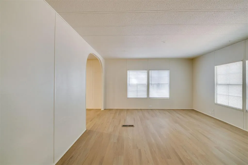 Photo 9 — 13608 Chaparral Road, Norman, OK 73026