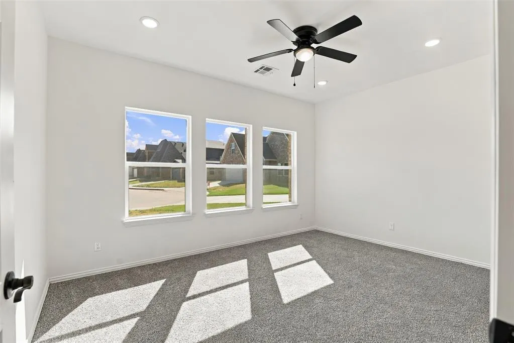 Photo 14 — 800 Chateau Court, Kingfisher, OK 73750