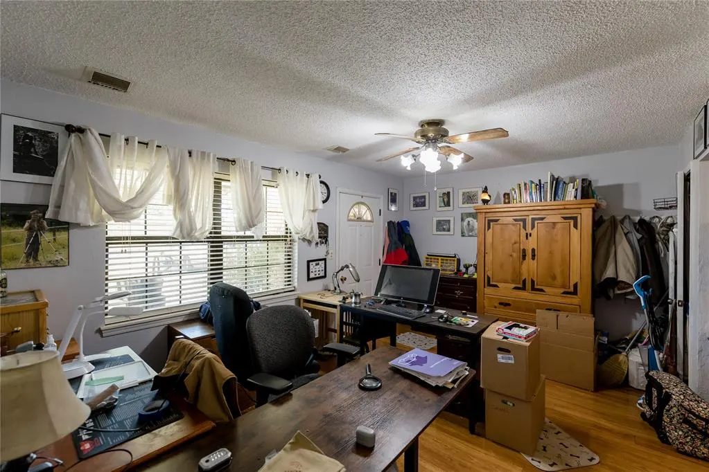 Photo 8 — 613 W 10th Street, Cordell, OK 73632