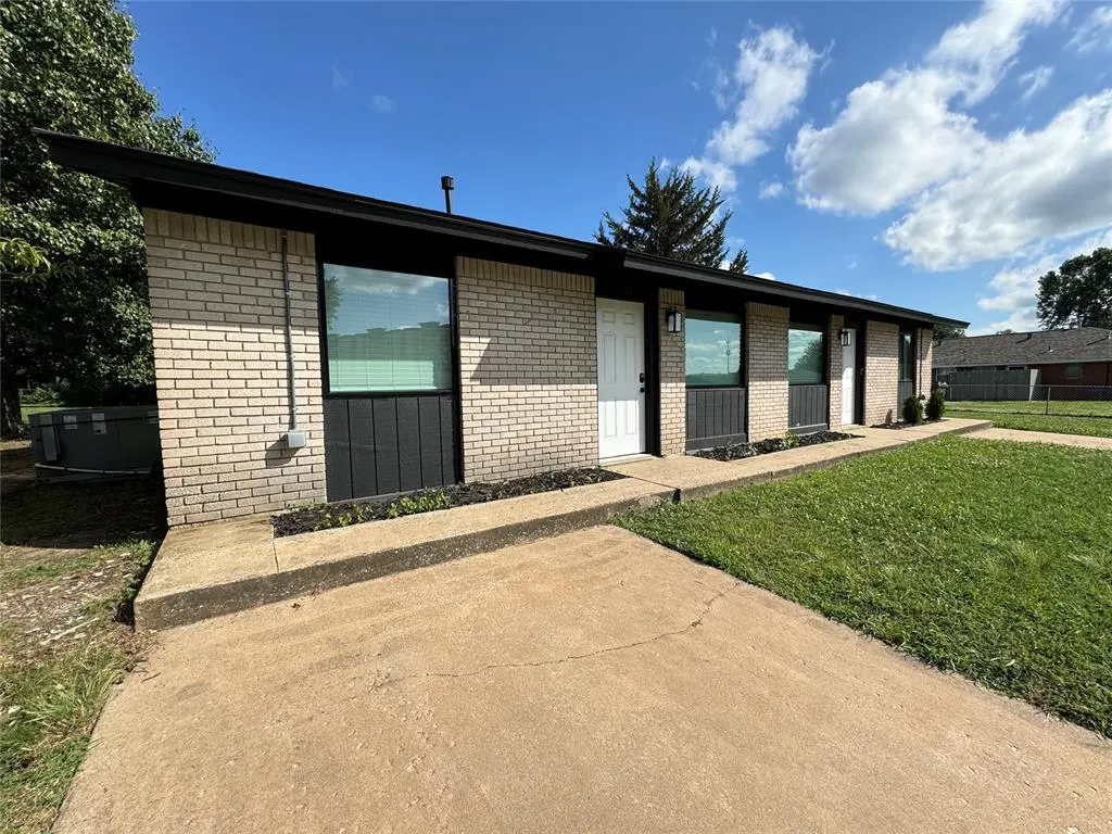 Front exterior — 914 Drake Drive 914, Norman, OK 73071
