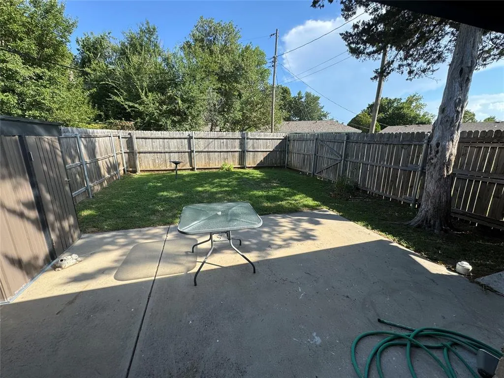 Photo 17 — 914 Drake Drive 914, Norman, OK 73071