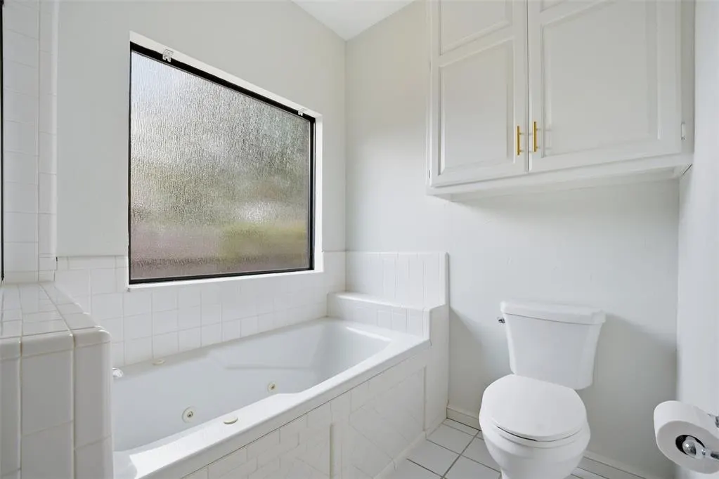 Photo 15 — 4417 Brandt Drive, Oklahoma City, OK 73120