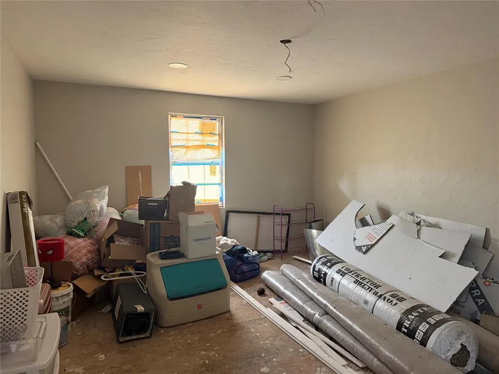 Photo 10 — 1325 E Hemlock Street, Altus, OK 73521