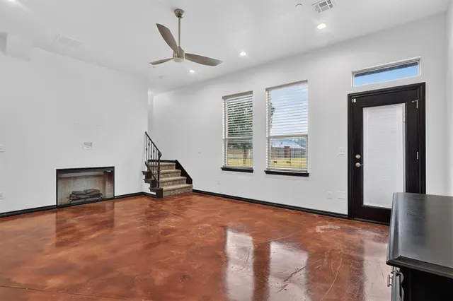 Photo 4 — 471 S Fretz Avenue, Edmond, OK 73003