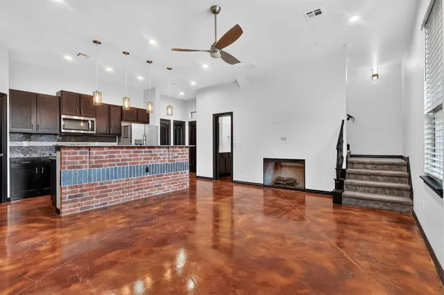 Photo 6 — 471 S Fretz Avenue, Edmond, OK 73003