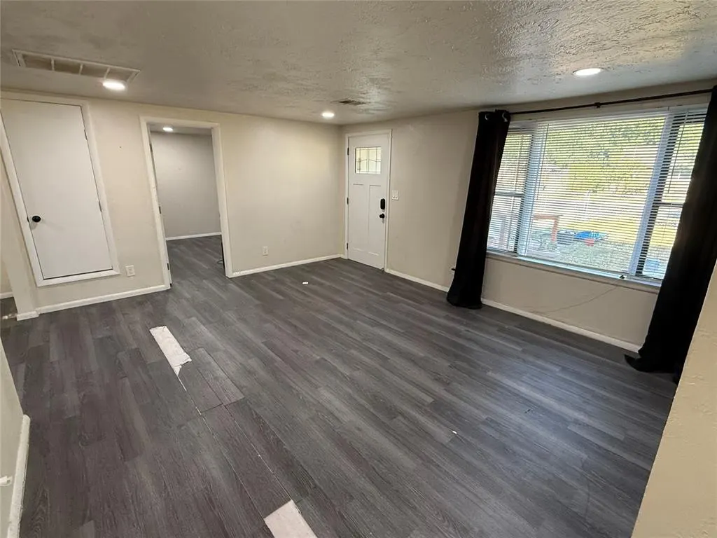 Photo 17 — 222 S Cook Avenue, Norman, OK 73071