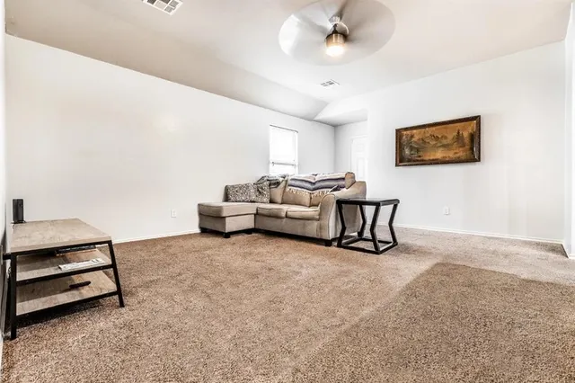 Photo 2 — 4512 SE 81st Street, Oklahoma City, OK 73135