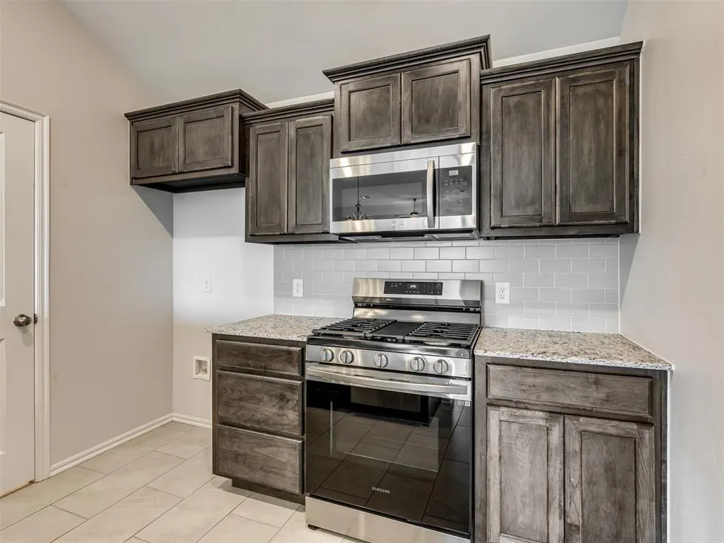 Photo 14 — 2709 NW 195th Street, Edmond, OK 73012